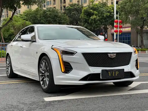 Cadillac CT6 2023