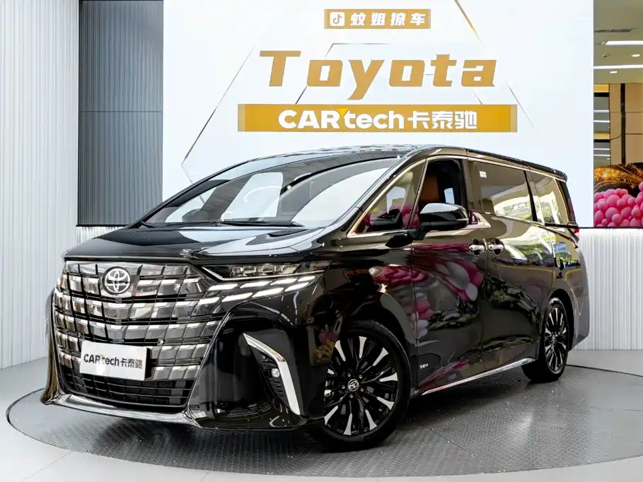 Toyota Alphard 2025 — фото 1