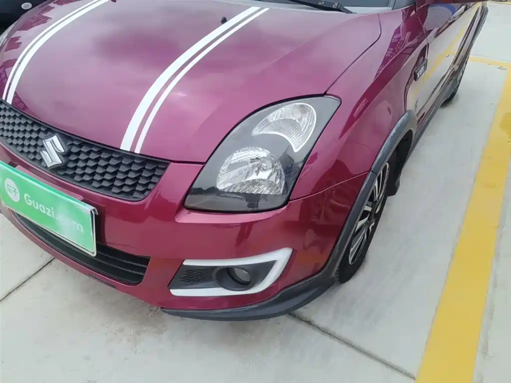 Suzuki Swift 2015 — фото 24