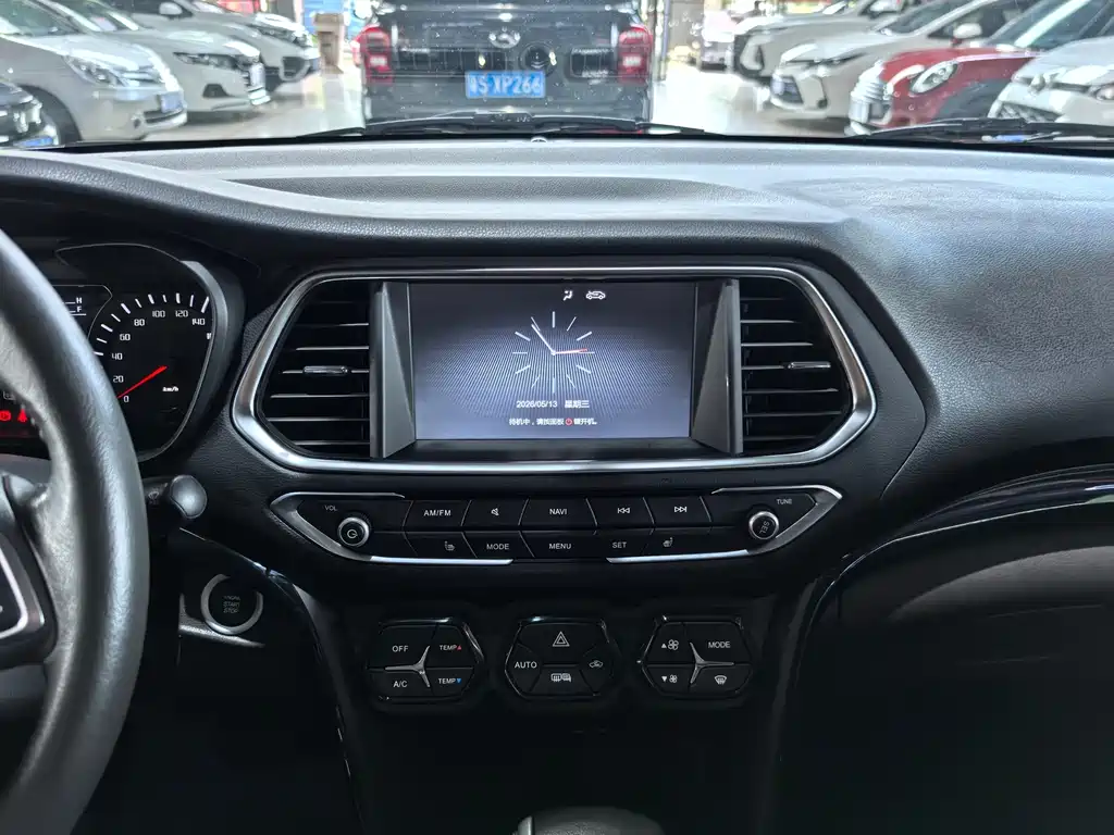 GAC Trumpchi GS4 2018 — фото 13