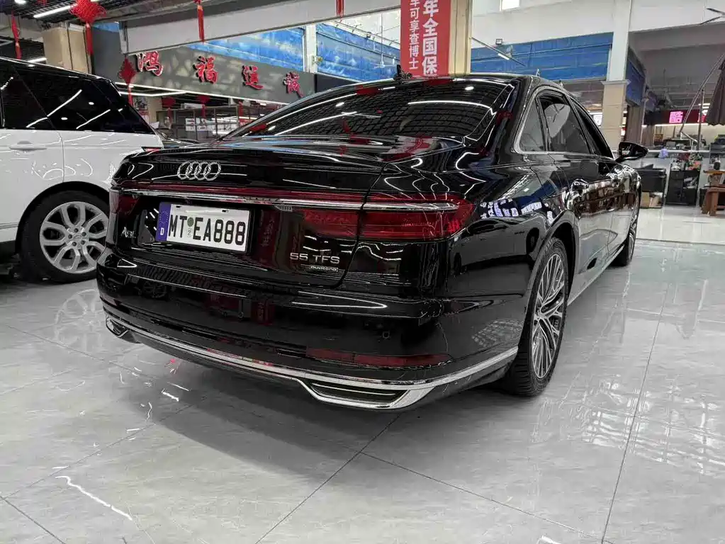 Audi A8 2019 — фото 9