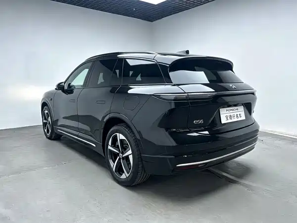 NIO ES6 2025