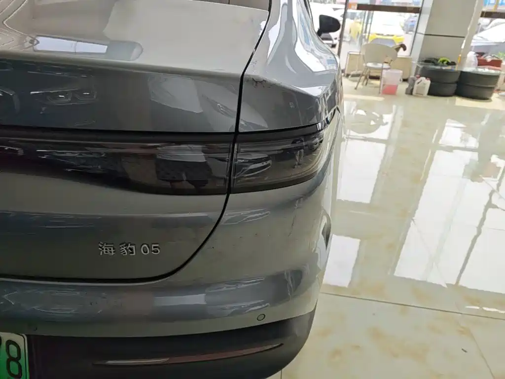 BYD Seal 05 DM-i 2025 — фото 8