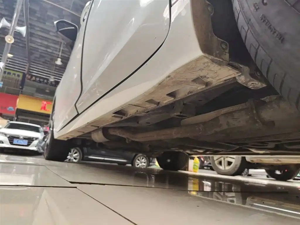 GAC Motor Trumpchi M6 2023 — фото 22