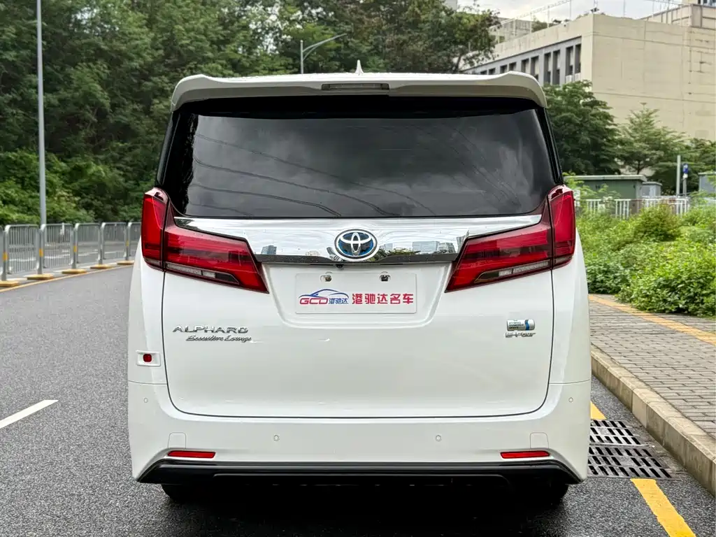 Toyota Alphard 2021 — фото 5