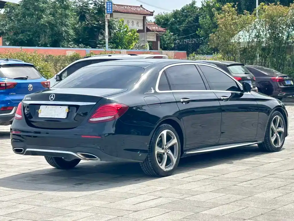 Mercedes-Benz E-Class 2018 — фото 6
