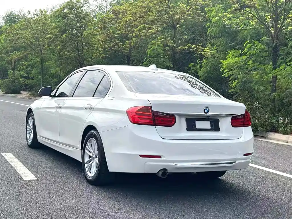 BMW 3 Series 2014 — фото 11