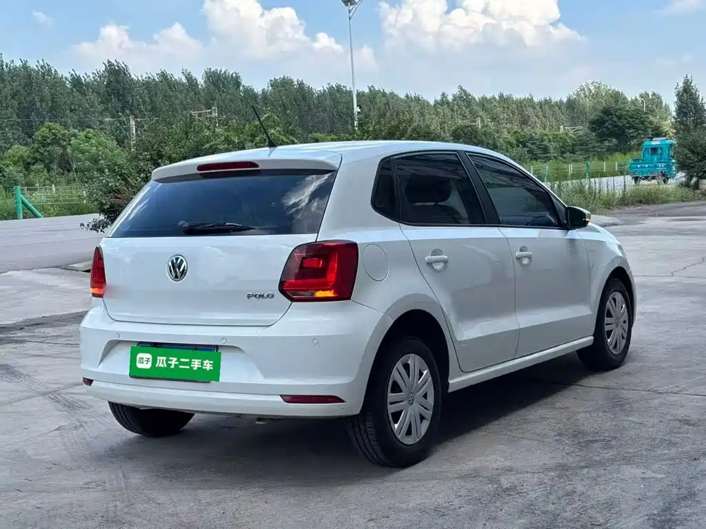 Volkswagen Polo 2016