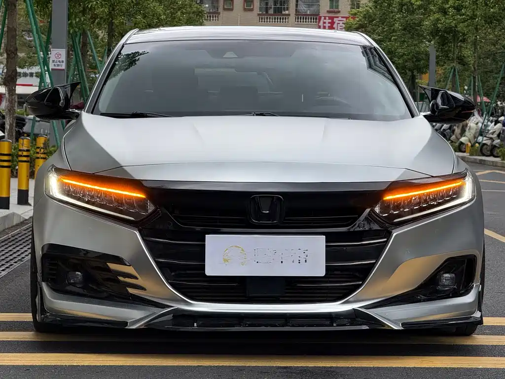 Honda Accord 2022 — фото 2