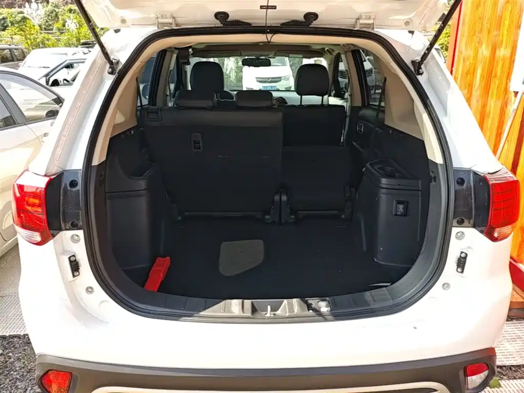 Mitsubishi Outlander 2019 — фото 19