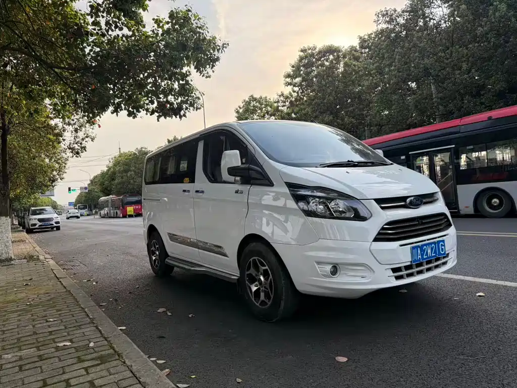 Ford Transit 2020 — фото 2