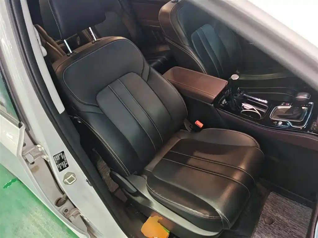 GAC Motor Trumpchi M6 2024 — фото 25