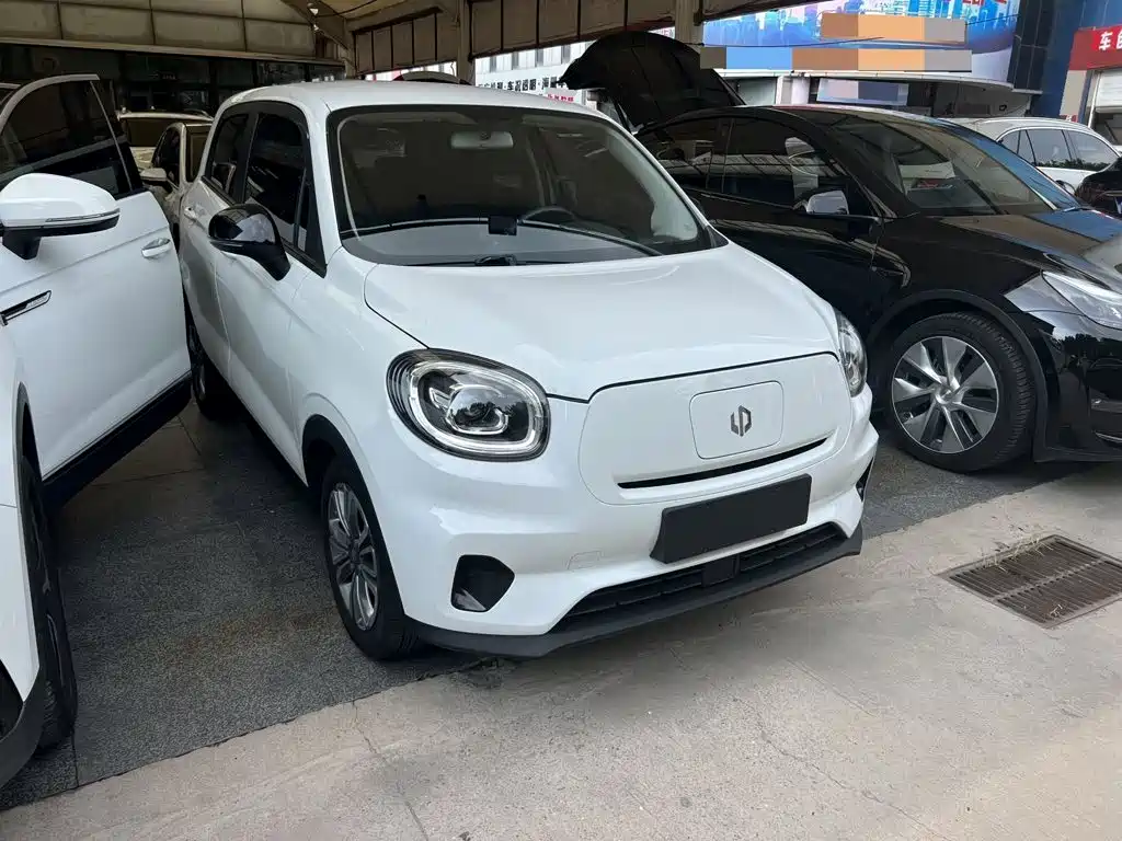 Leapmotor T03 2022