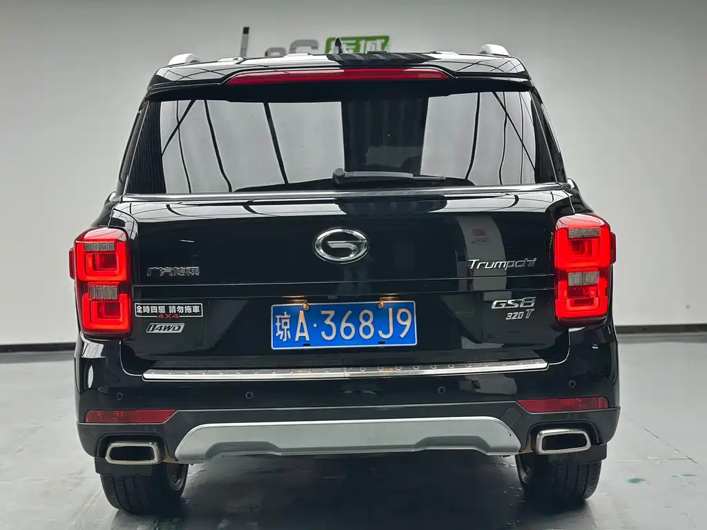 GAC Trumpchi GS8 2017 — фото 13