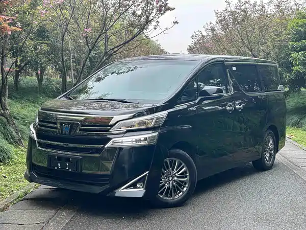 Toyota Vellfire 2023