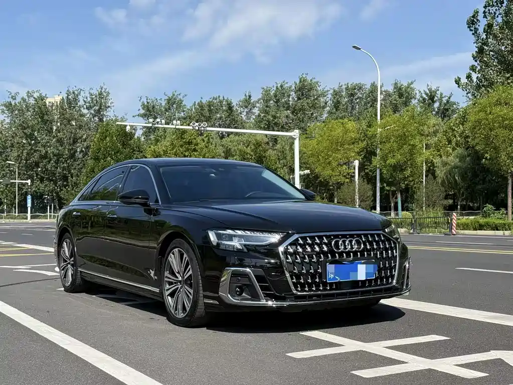 Audi A8 2025 — фото 14