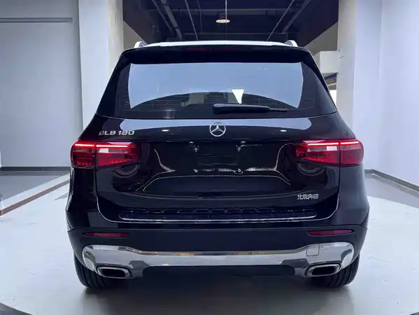 Mercedes-Benz GLB 2021