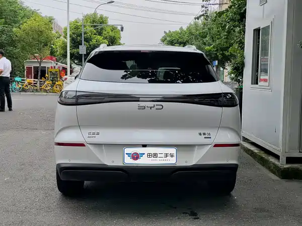 BYD Sealion 06 2025