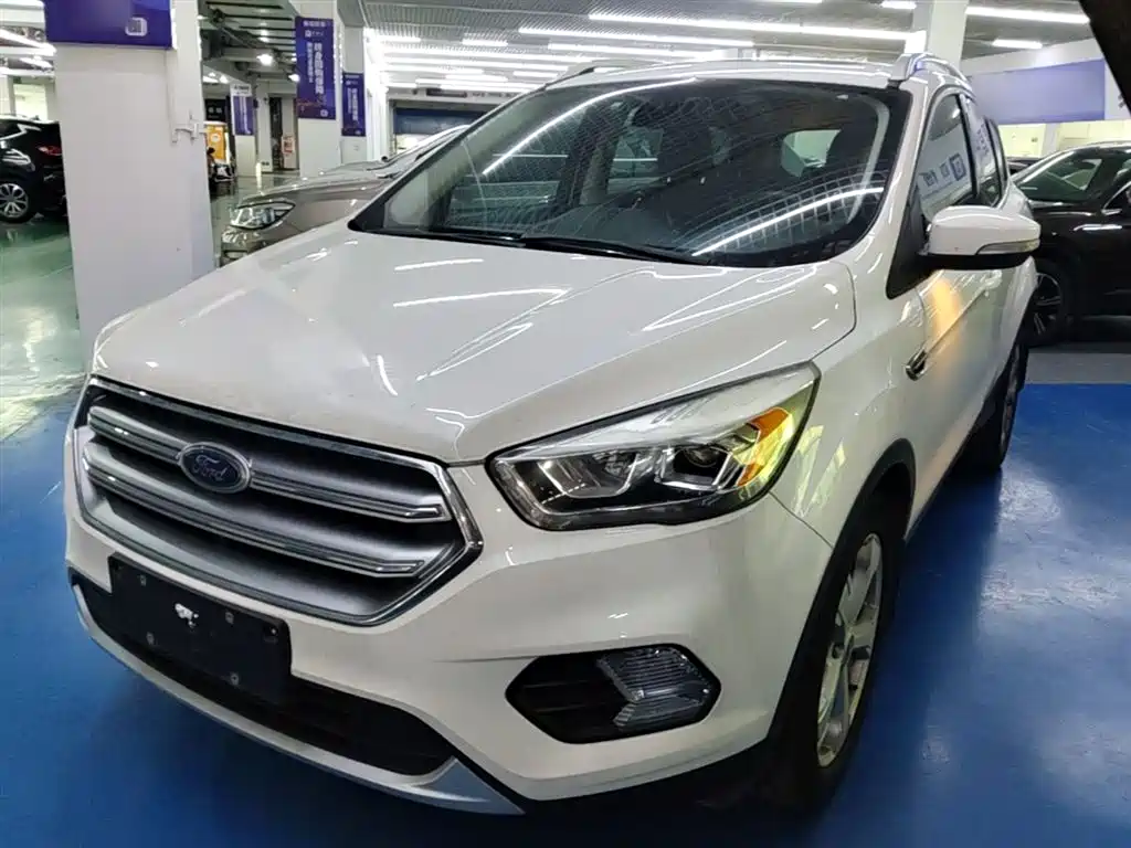 Ford Kuga 2017 — фото 1
