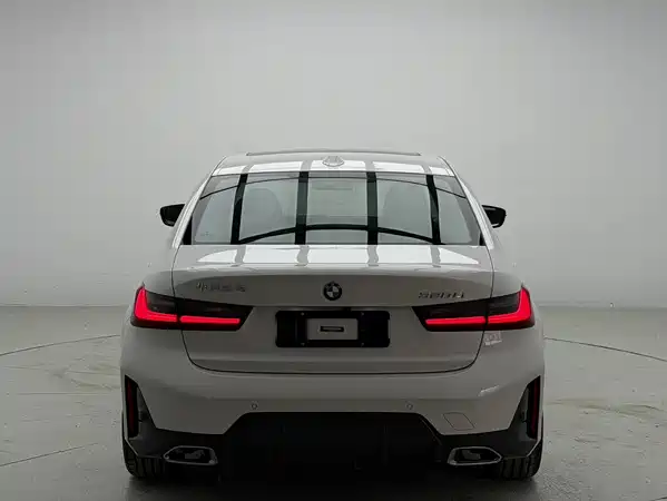 BMW 3 Series 2023