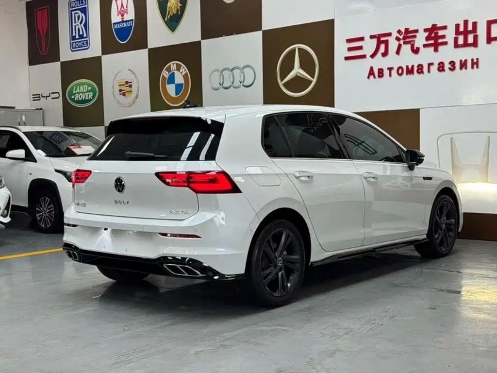 Volkswagen Golf 2023