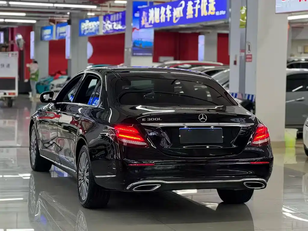 Mercedes-Benz E-Class 2020 — фото 7