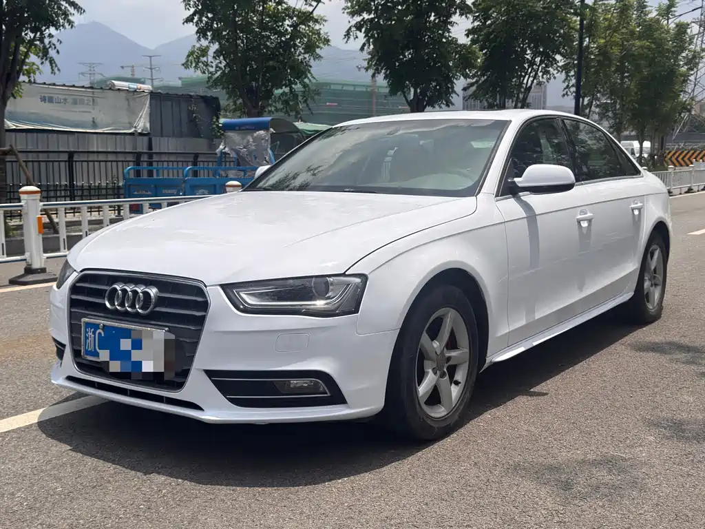 Audi A4L 2013