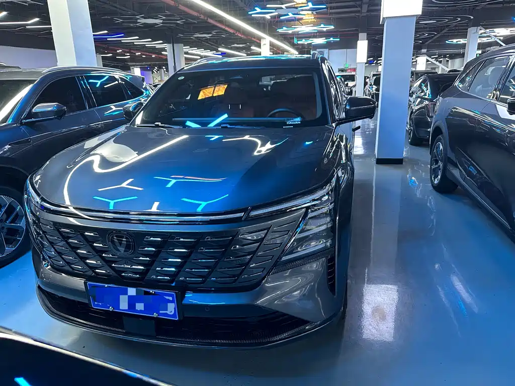 Changan CS75PLUS 2024 — фото 2