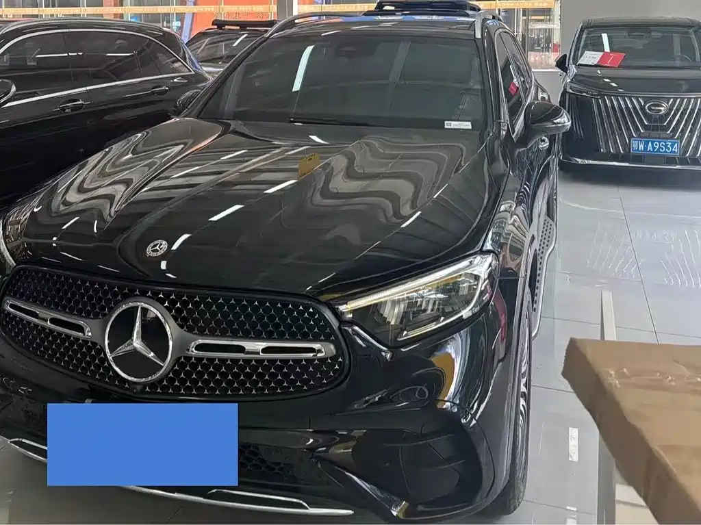 Mercedes-Benz GLC 2025