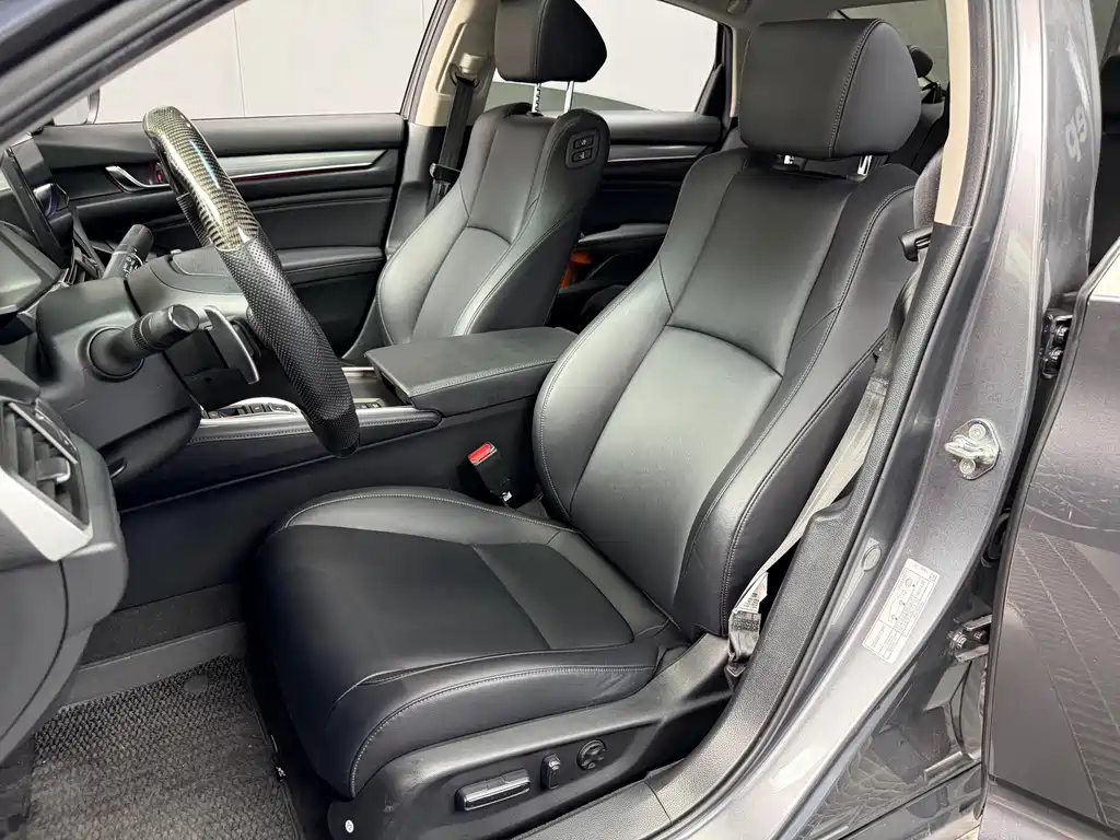 Honda Accord 2021 — фото 10