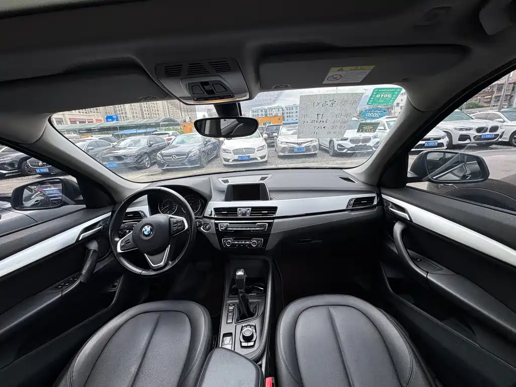 BMW X1 2017 — фото 15