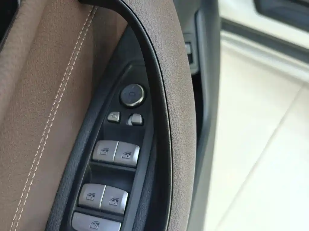 BMW X1 2022 — фото 14