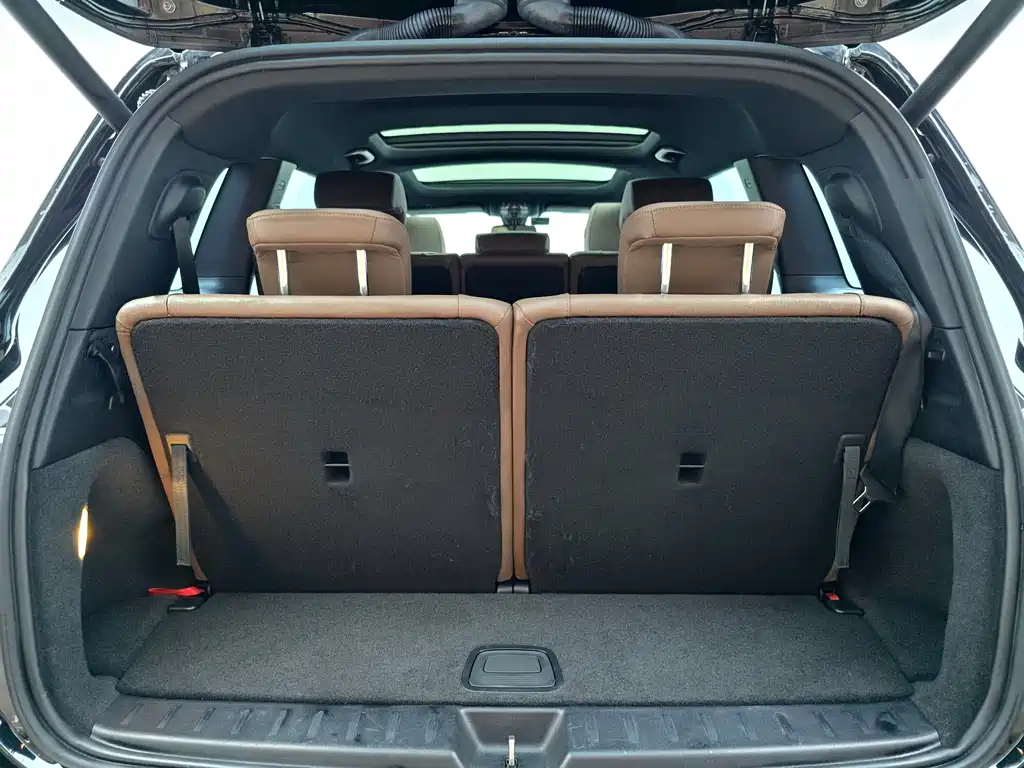 Mercedes-Benz GLB 2023 — фото 25