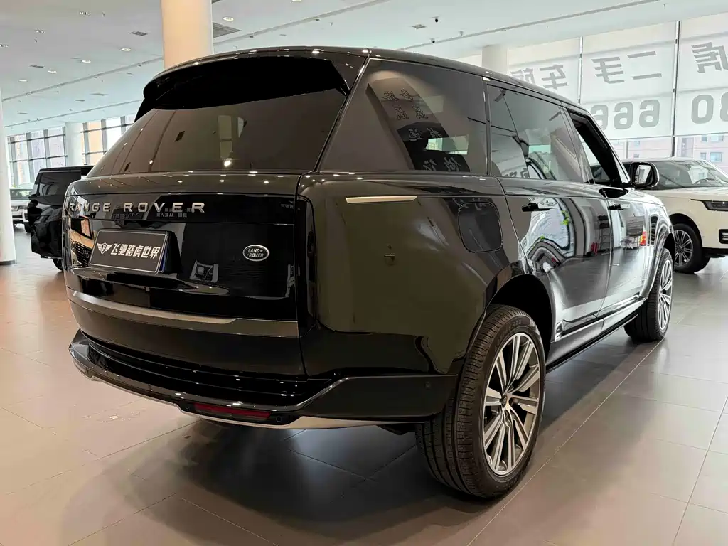 Land Rover Range Rover 2025 — фото 23