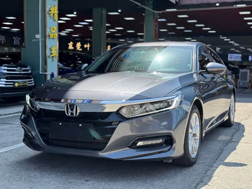 Honda Accord 2021 — фото 1