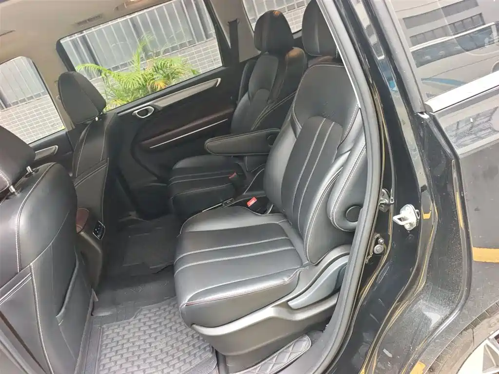 GAC Motor Trumpchi M6 2025 — фото 14