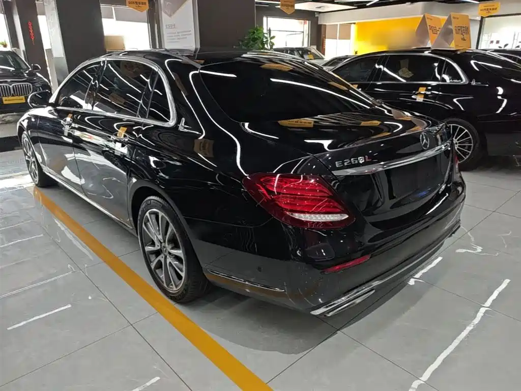 Mercedes-Benz E-Class 2020 — фото 5