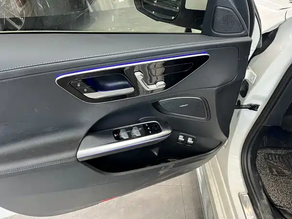 Mercedes-Benz C-Class New Energy 2023