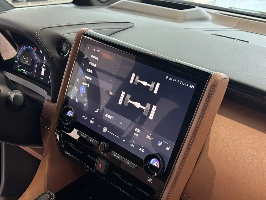 Toyota Alphard 2024 — фото 14