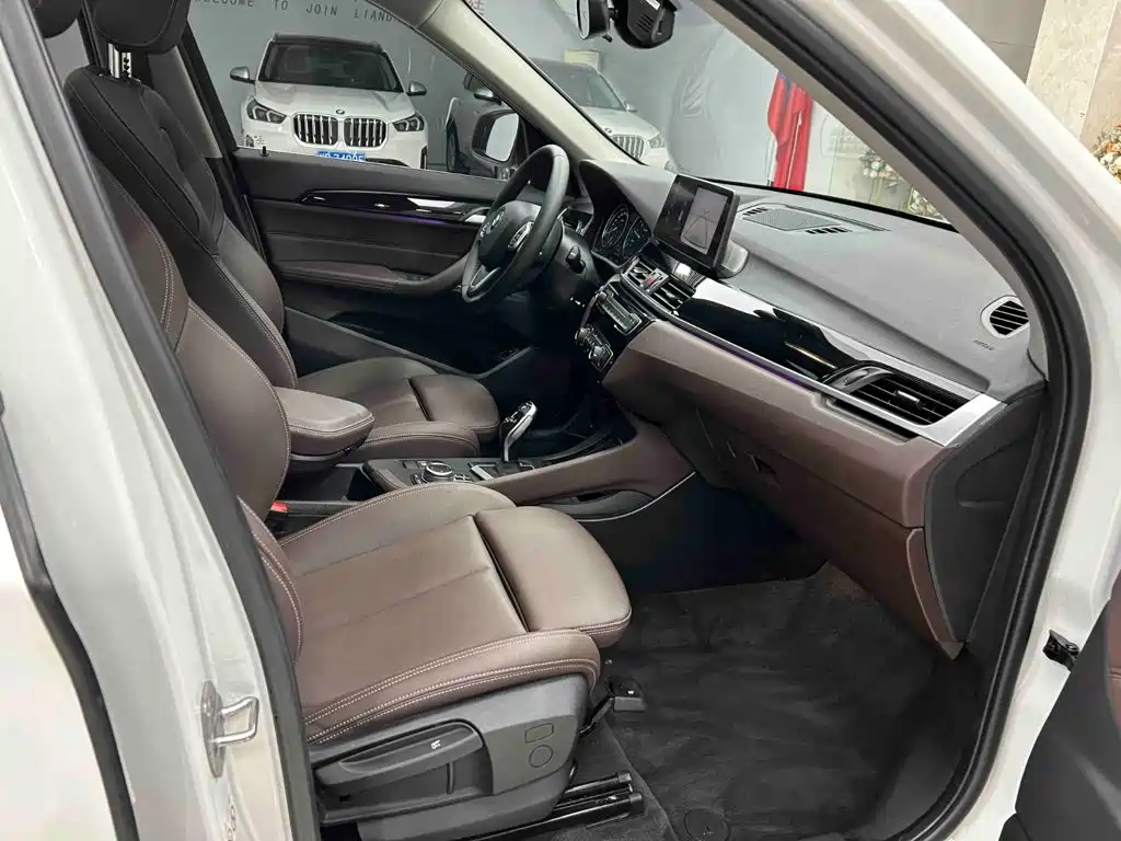BMW X1 2022 — фото 14