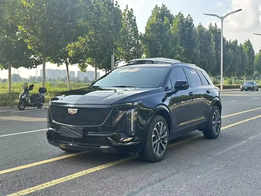 Cadillac XT5 2025 — фото 1