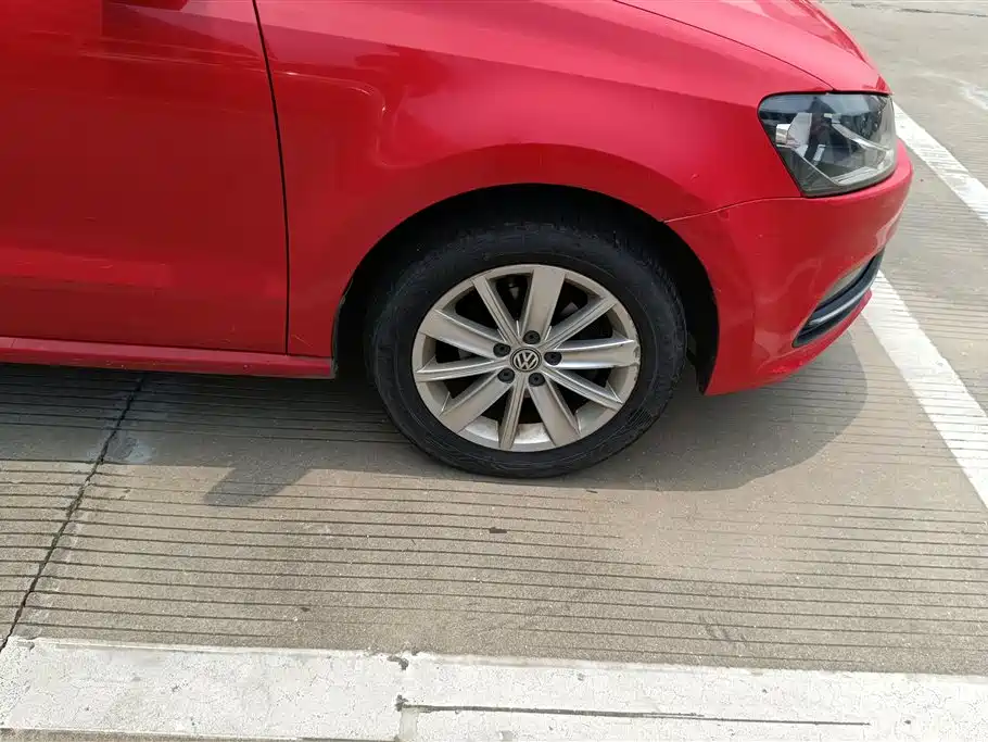 Volkswagen Polo 2014