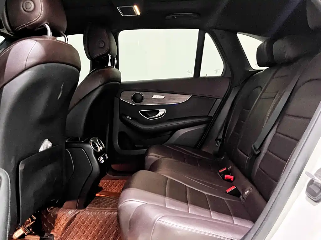 Mercedes-Benz GLC 2021