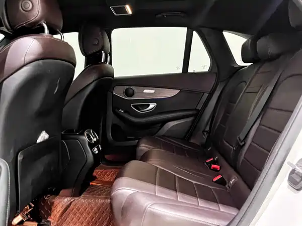 Mercedes-Benz GLC 2021