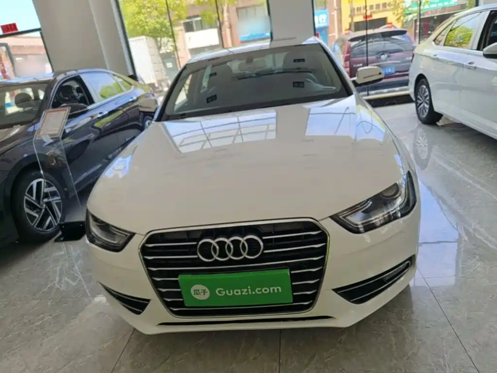 Audi A4L 2016