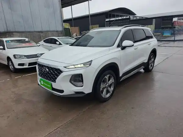 Hyundai Santa Fe 2022