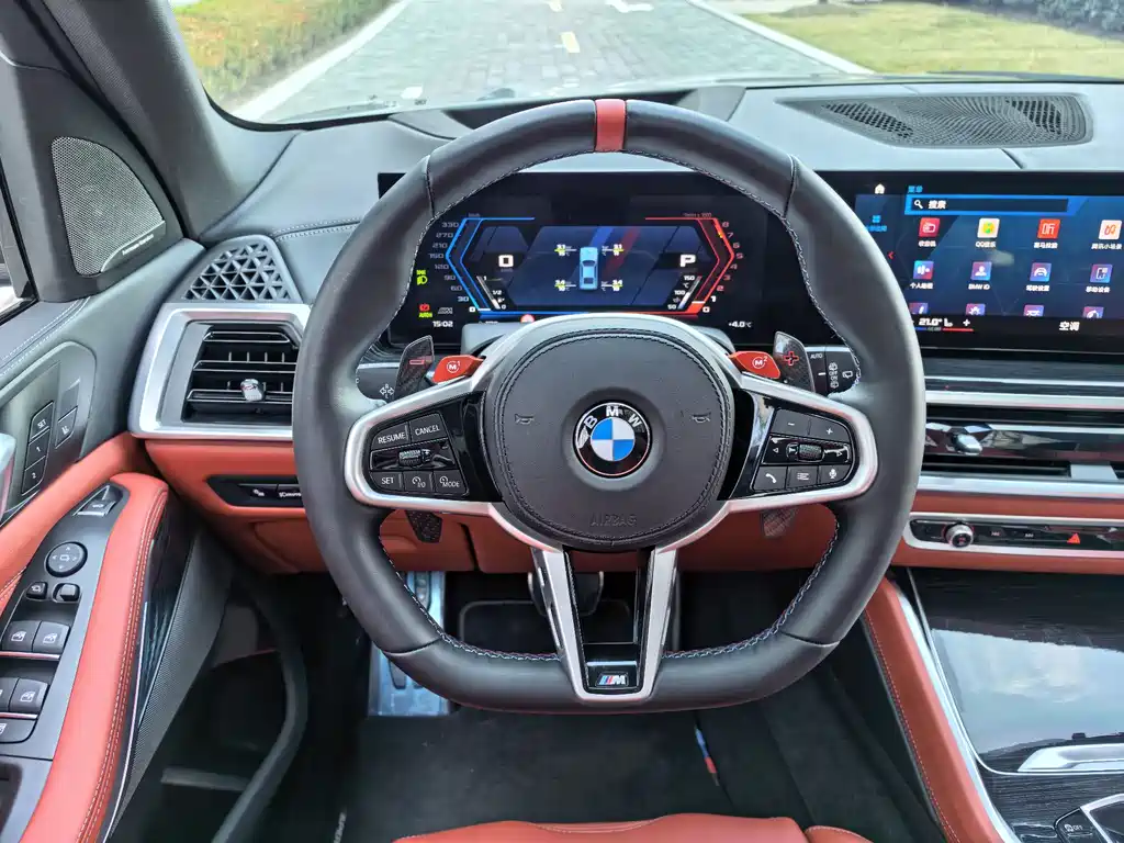 BMW X5 M 2023 — фото 26