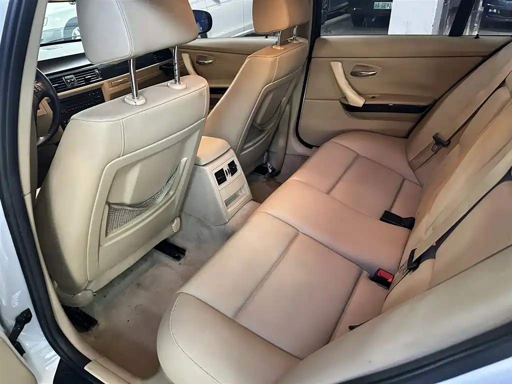 BMW 3 Series 2012