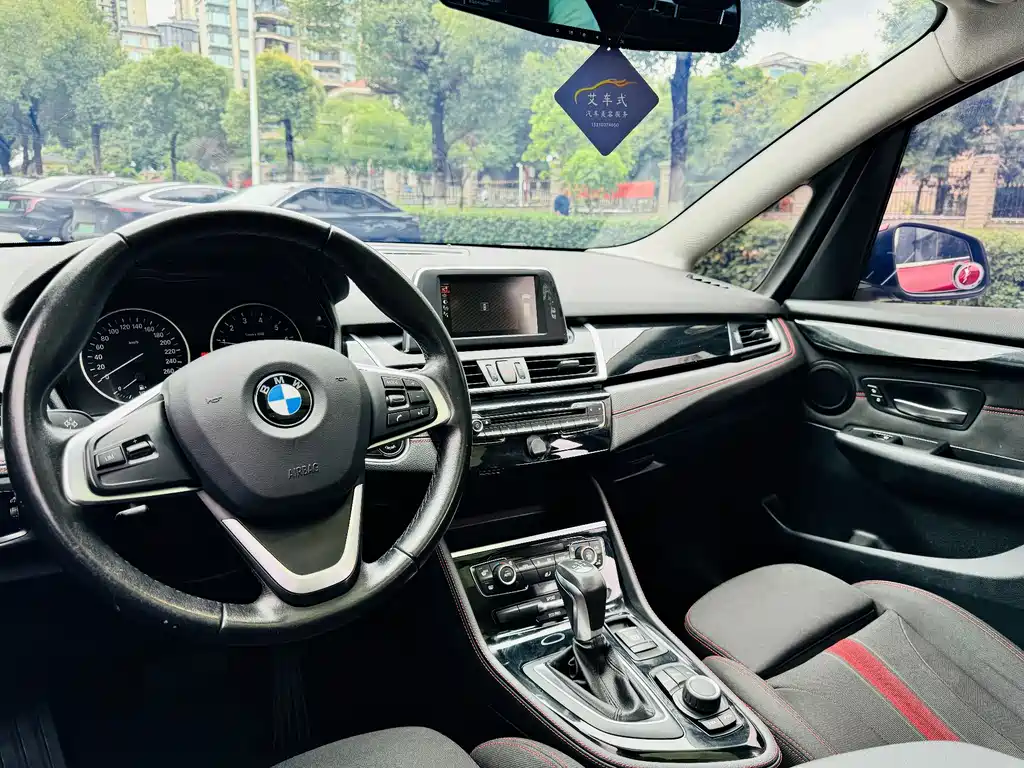 BMW 2 Series Gran Tourer 2015 — фото 7