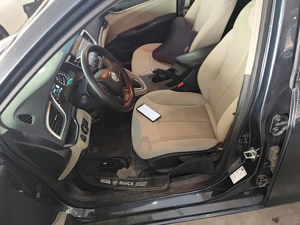 Buick Excelle 2020 — фото 15